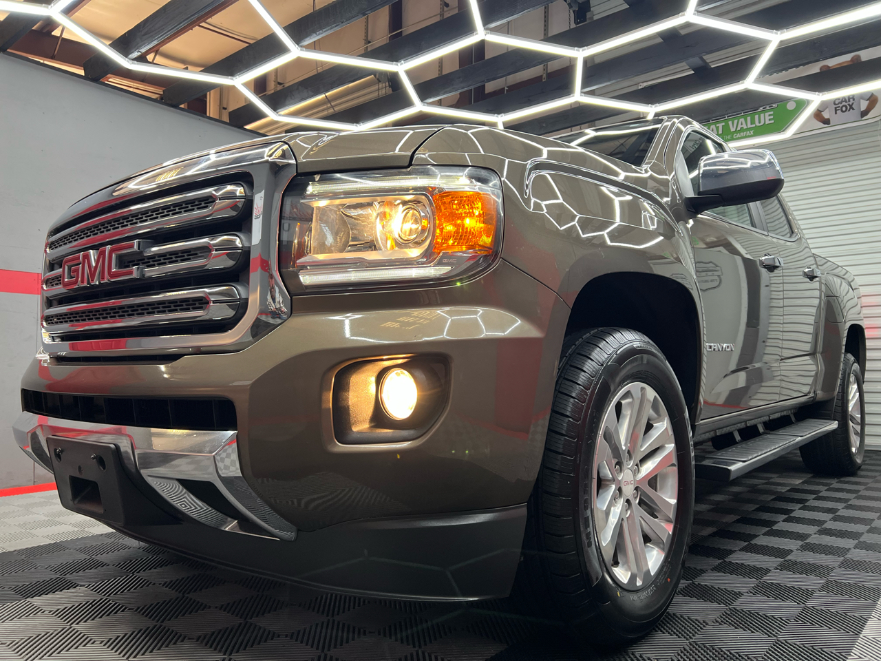 GMC Canyon SLT Crew Cab 2WD Short Box 2015