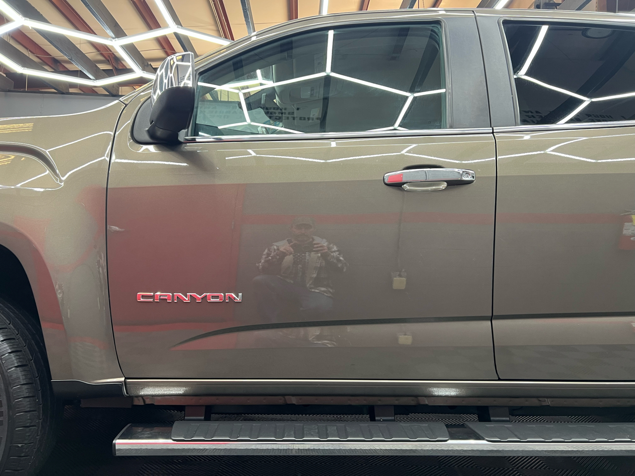 GMC Canyon SLT Crew Cab 2WD Short Box 2015