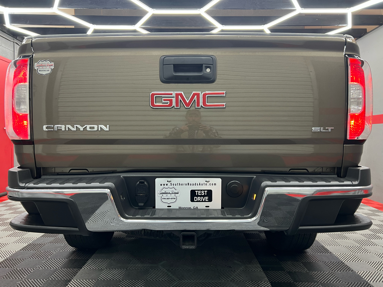 GMC Canyon SLT Crew Cab 2WD Short Box 2015