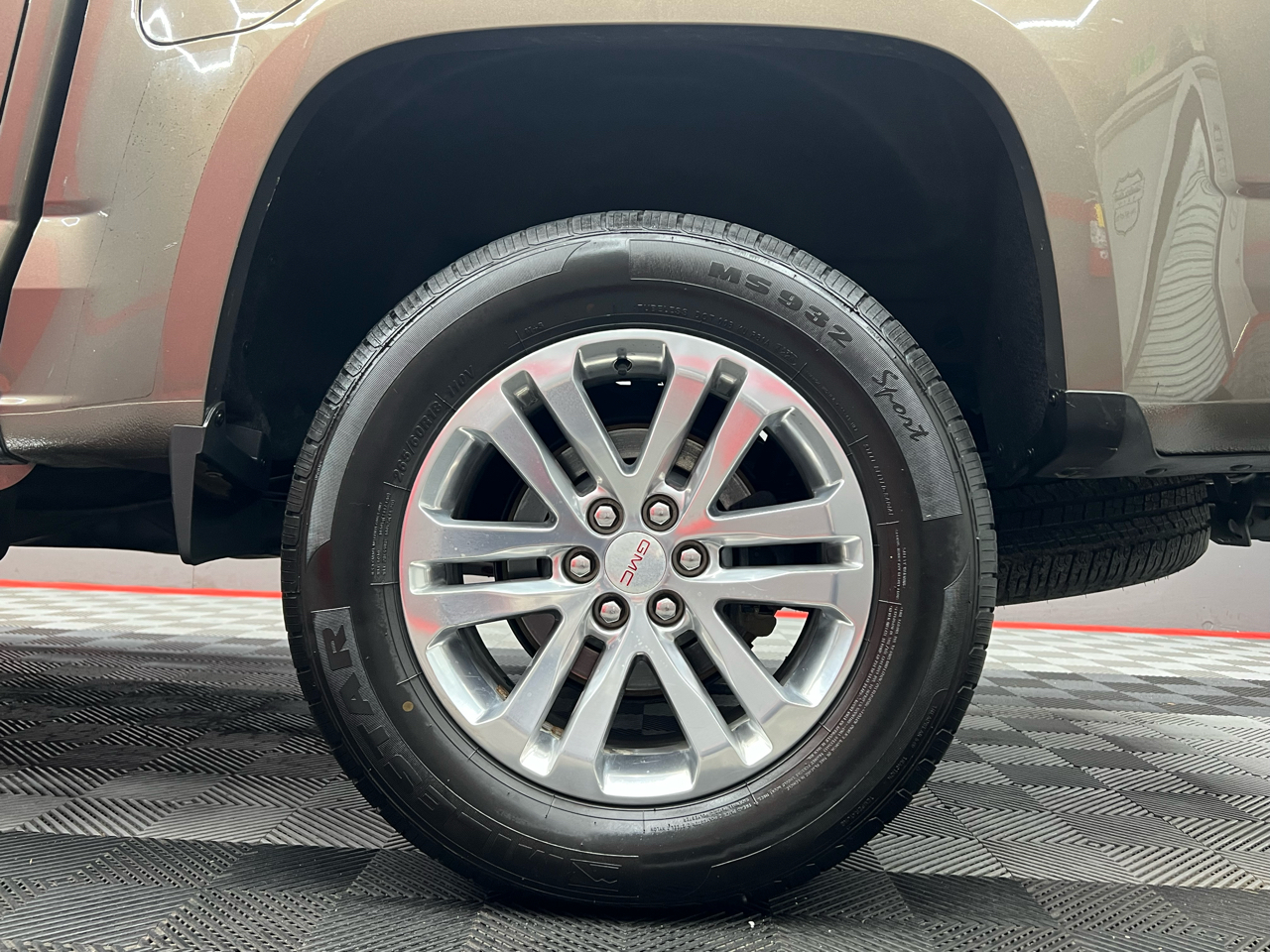 GMC Canyon SLT Crew Cab 2WD Short Box 2015