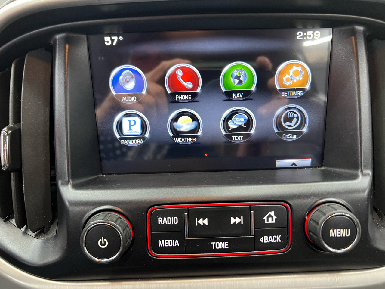 GMC Canyon SLT Crew Cab 2WD Short Box 2015