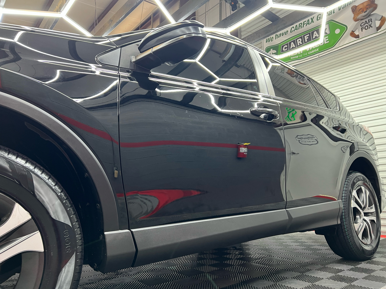 Toyota RAV4 LE FWD 2016