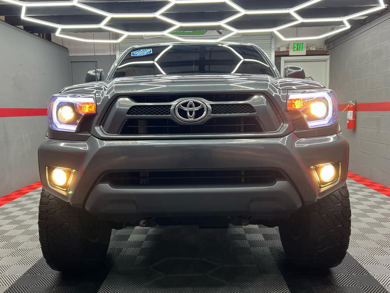 Toyota Tacoma  2015
