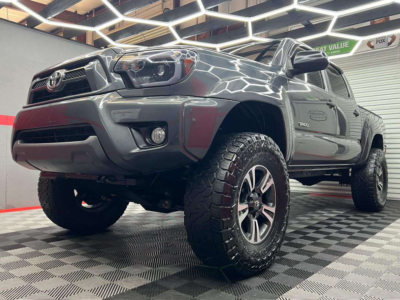 Toyota Tacoma  2015