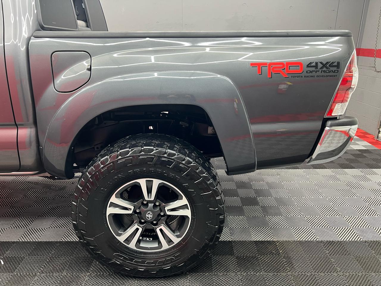 Toyota Tacoma  2015