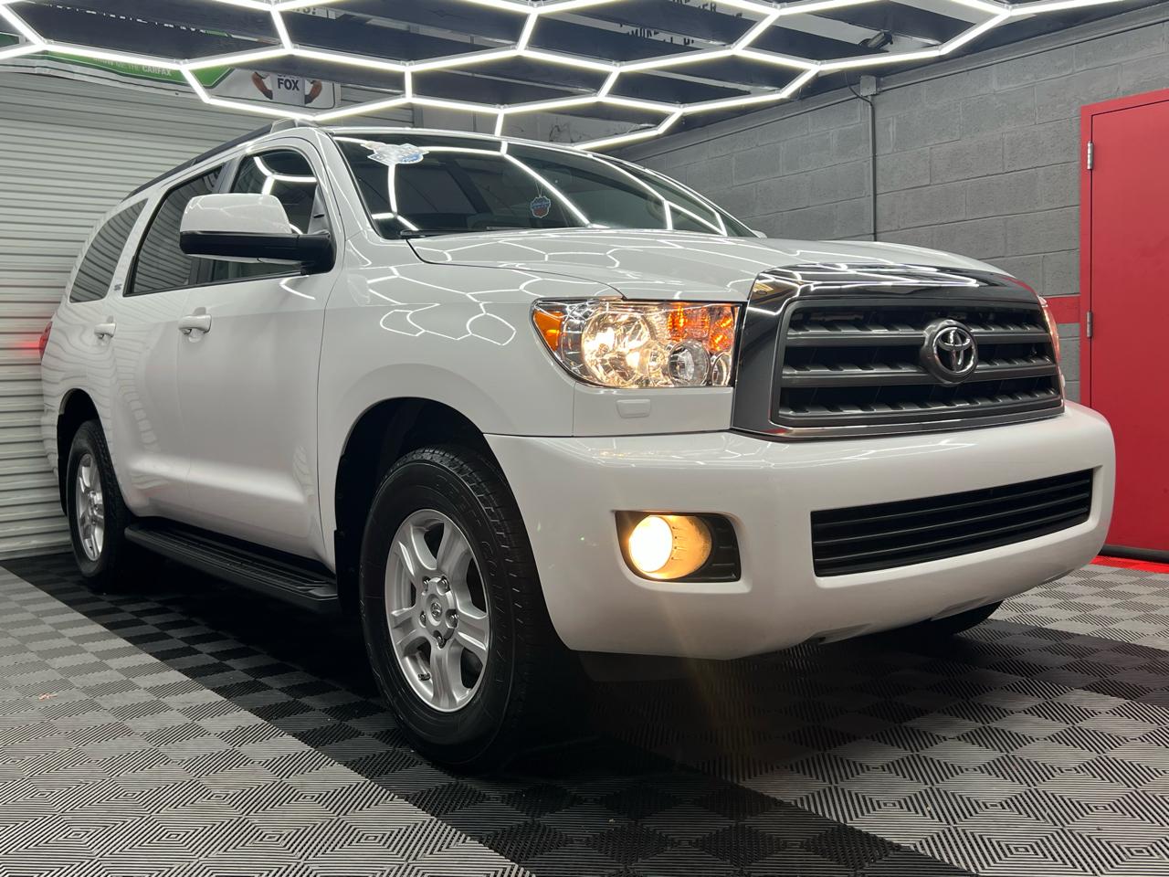 Toyota Sequoia  2015