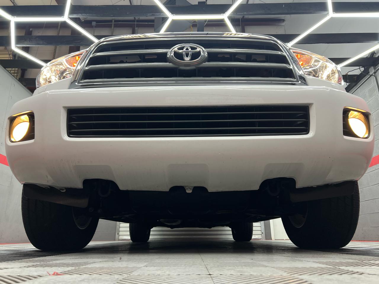 Toyota Sequoia  2015