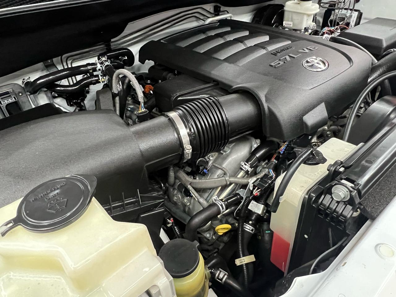 Toyota Sequoia  2015