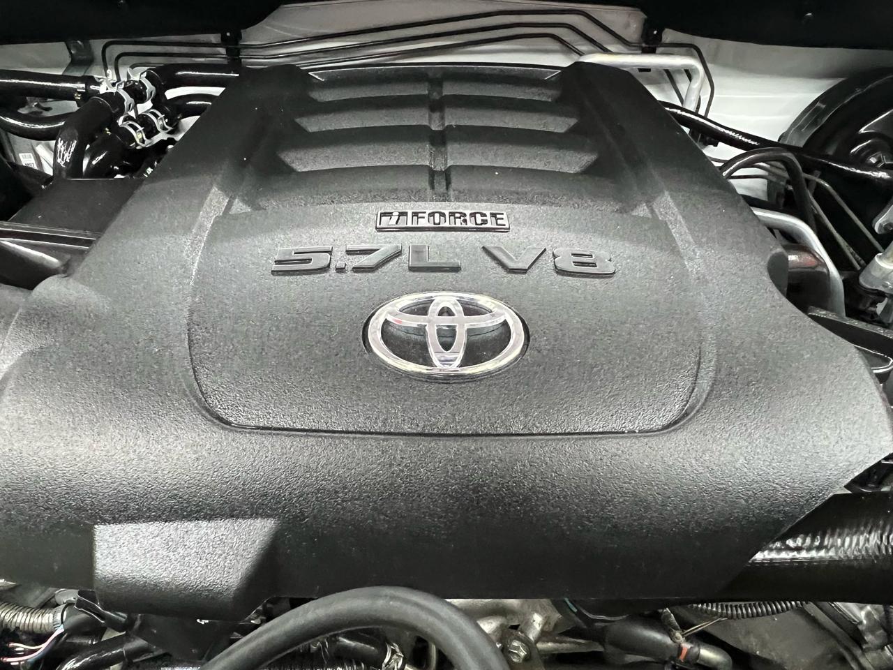 Toyota Sequoia  2015