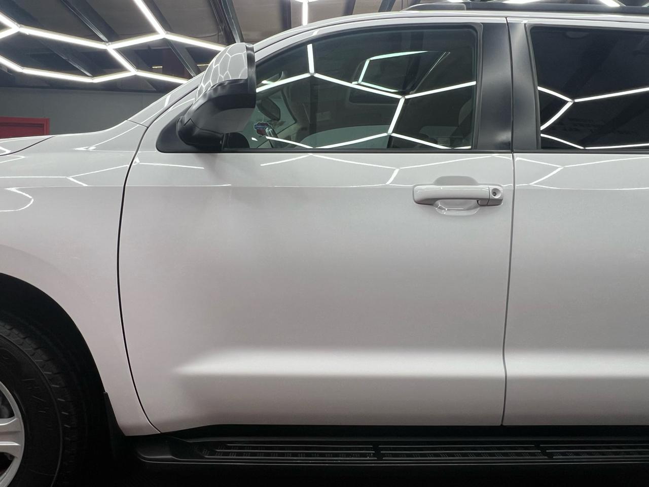 Toyota Sequoia  2015