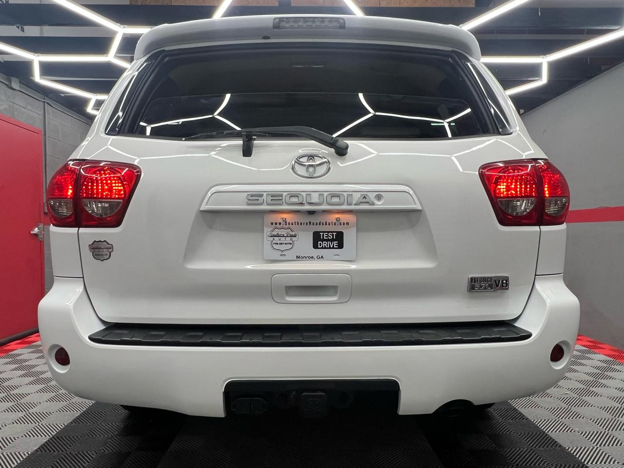 Toyota Sequoia  2015