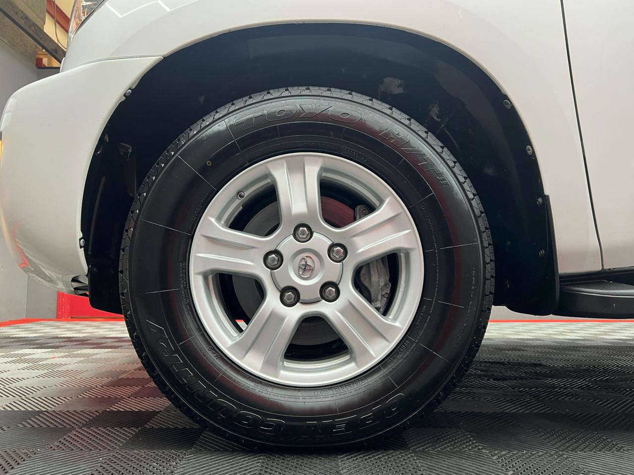 Toyota Sequoia  2015