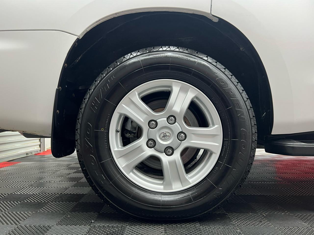 Toyota Sequoia  2015