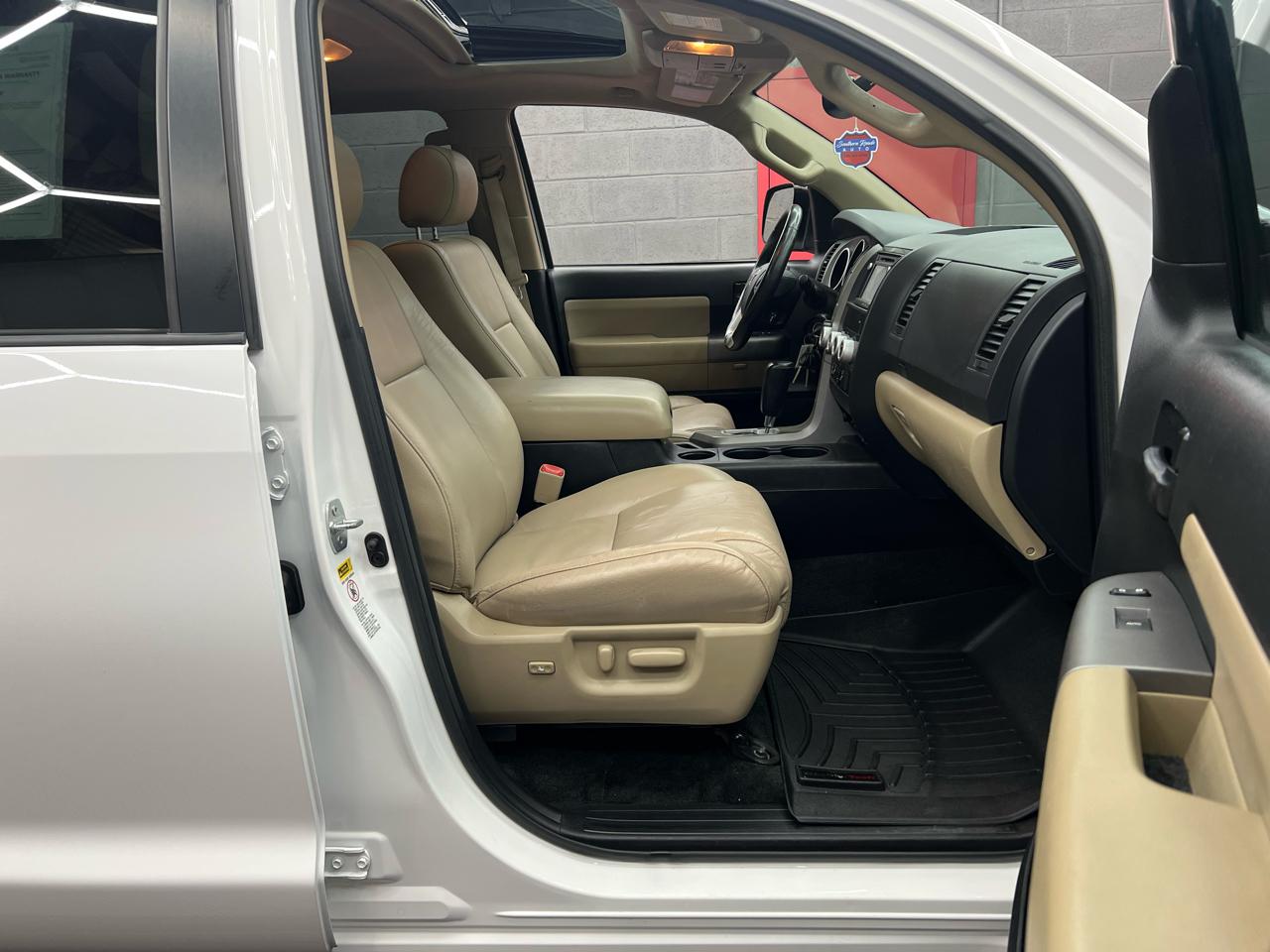 Toyota Sequoia  2015