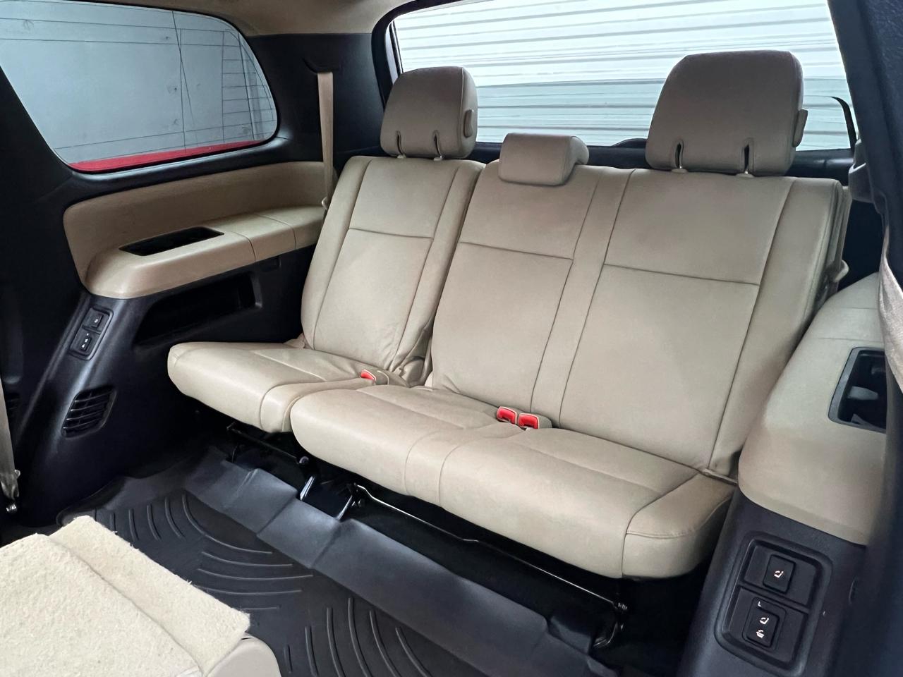 Toyota Sequoia  2015