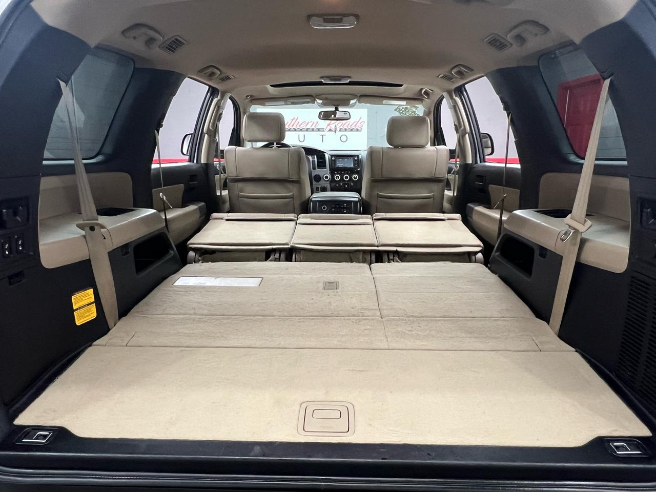 Toyota Sequoia  2015