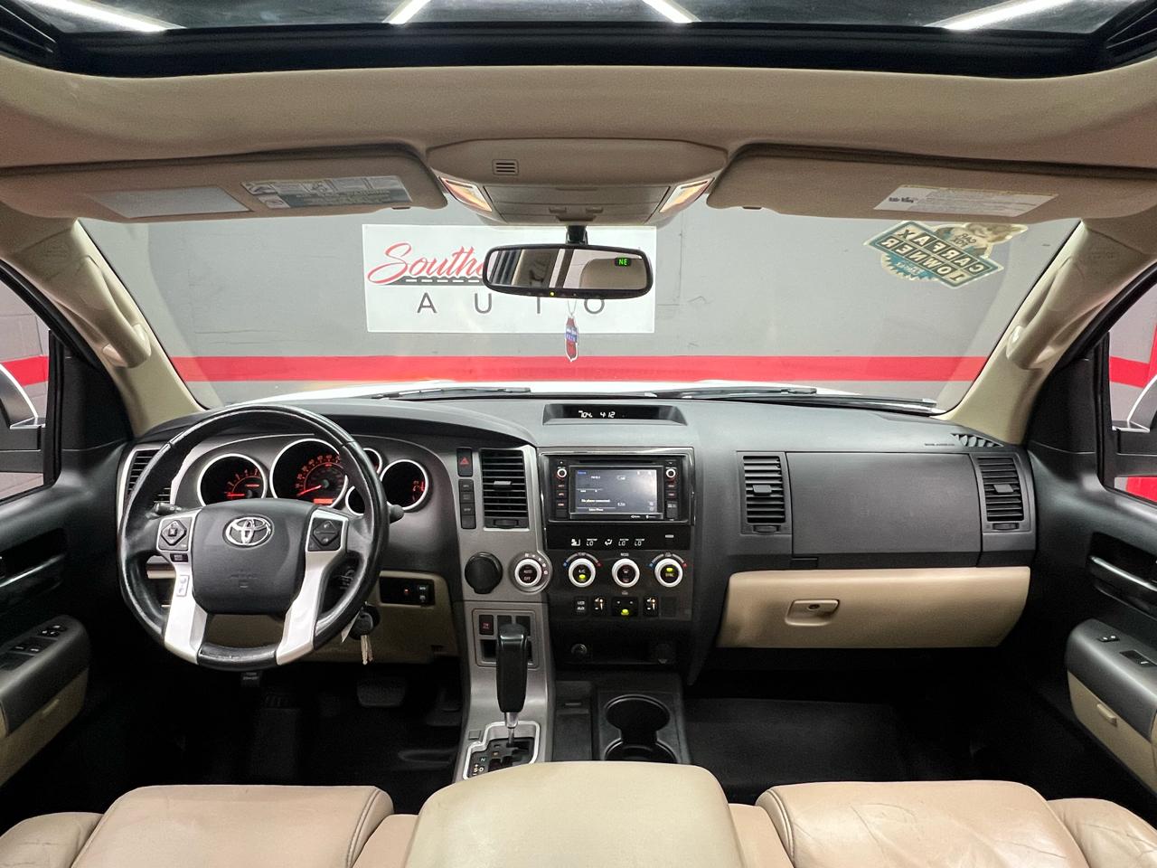 Toyota Sequoia  2015