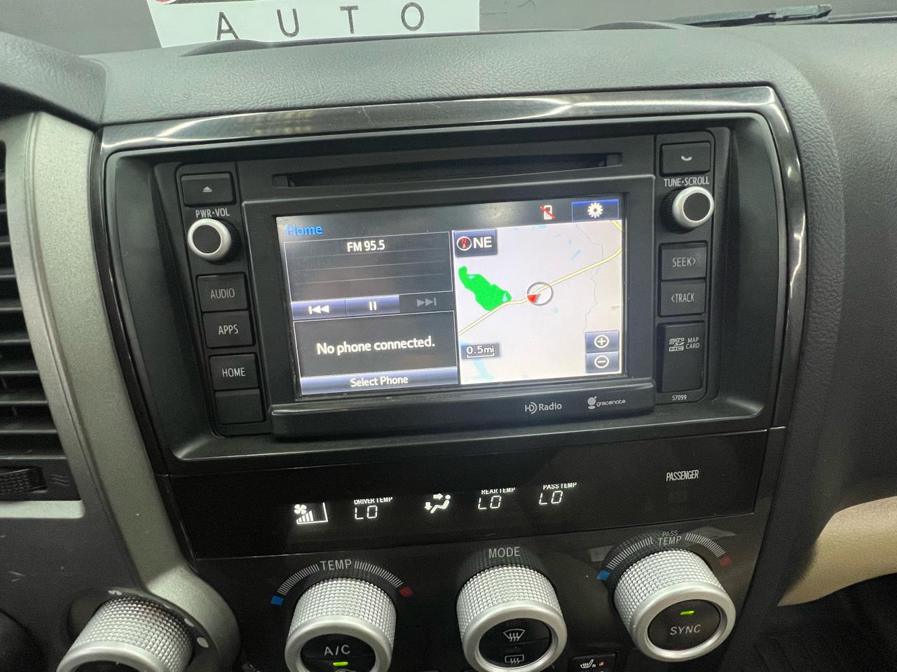 Toyota Sequoia  2015