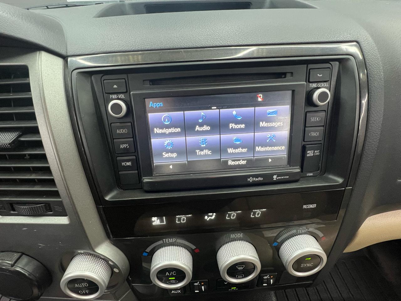 Toyota Sequoia  2015