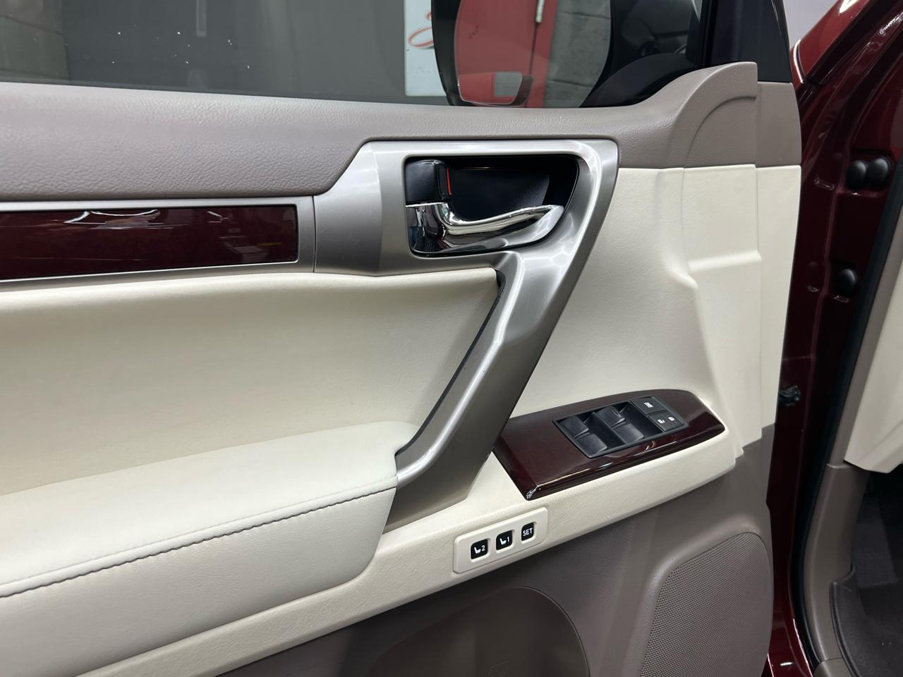 Lexus GX 460 Premium 4D SUV 4WD 2014