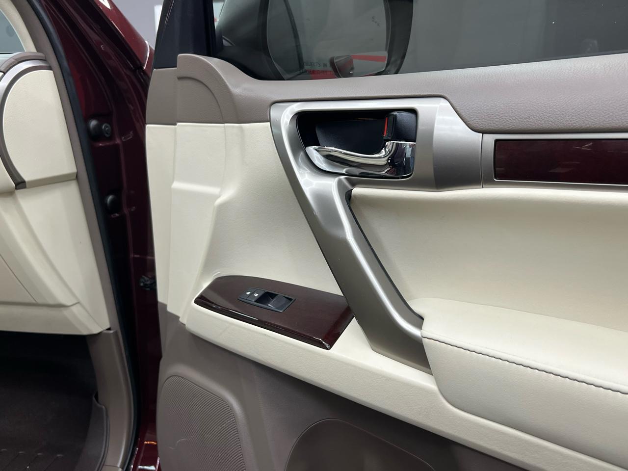 Lexus GX 460 Premium 4D SUV 4WD 2014