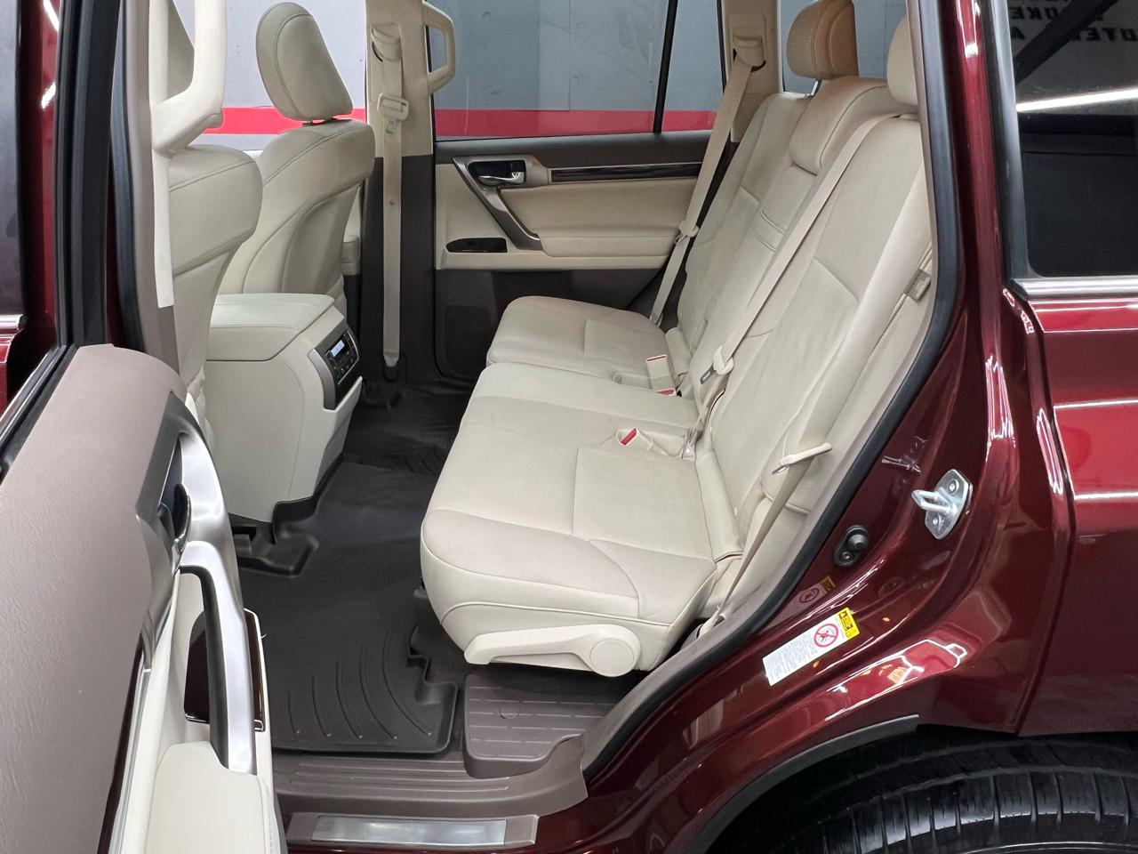 Lexus GX 460 Premium 4D SUV 4WD 2014