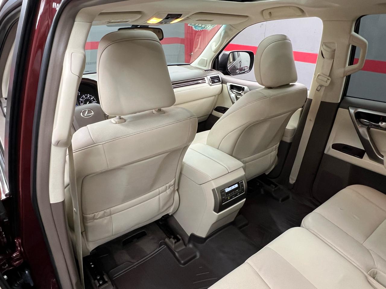 Lexus GX 460 Premium 4D SUV 4WD 2014