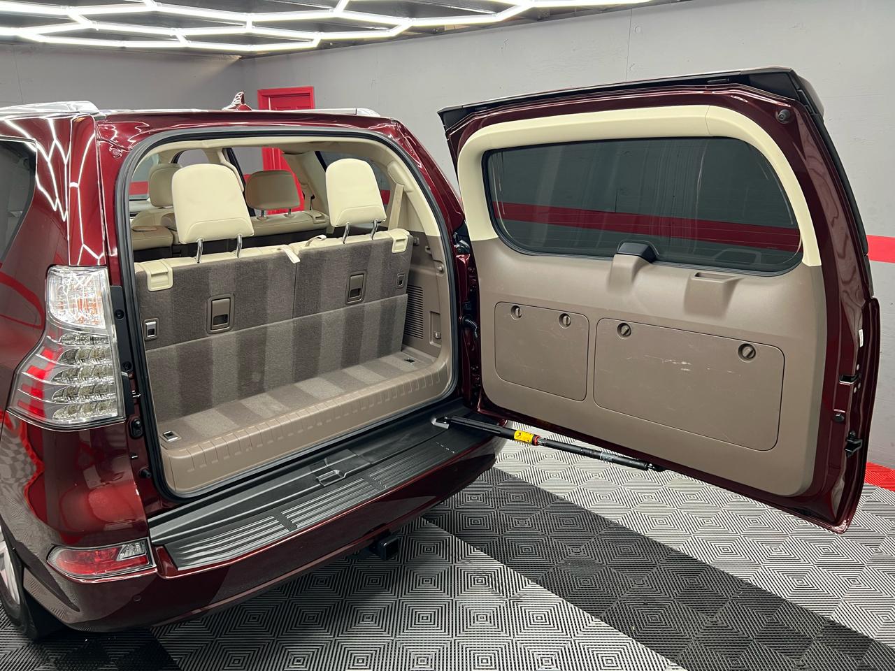 Lexus GX 460 Premium 4D SUV 4WD 2014