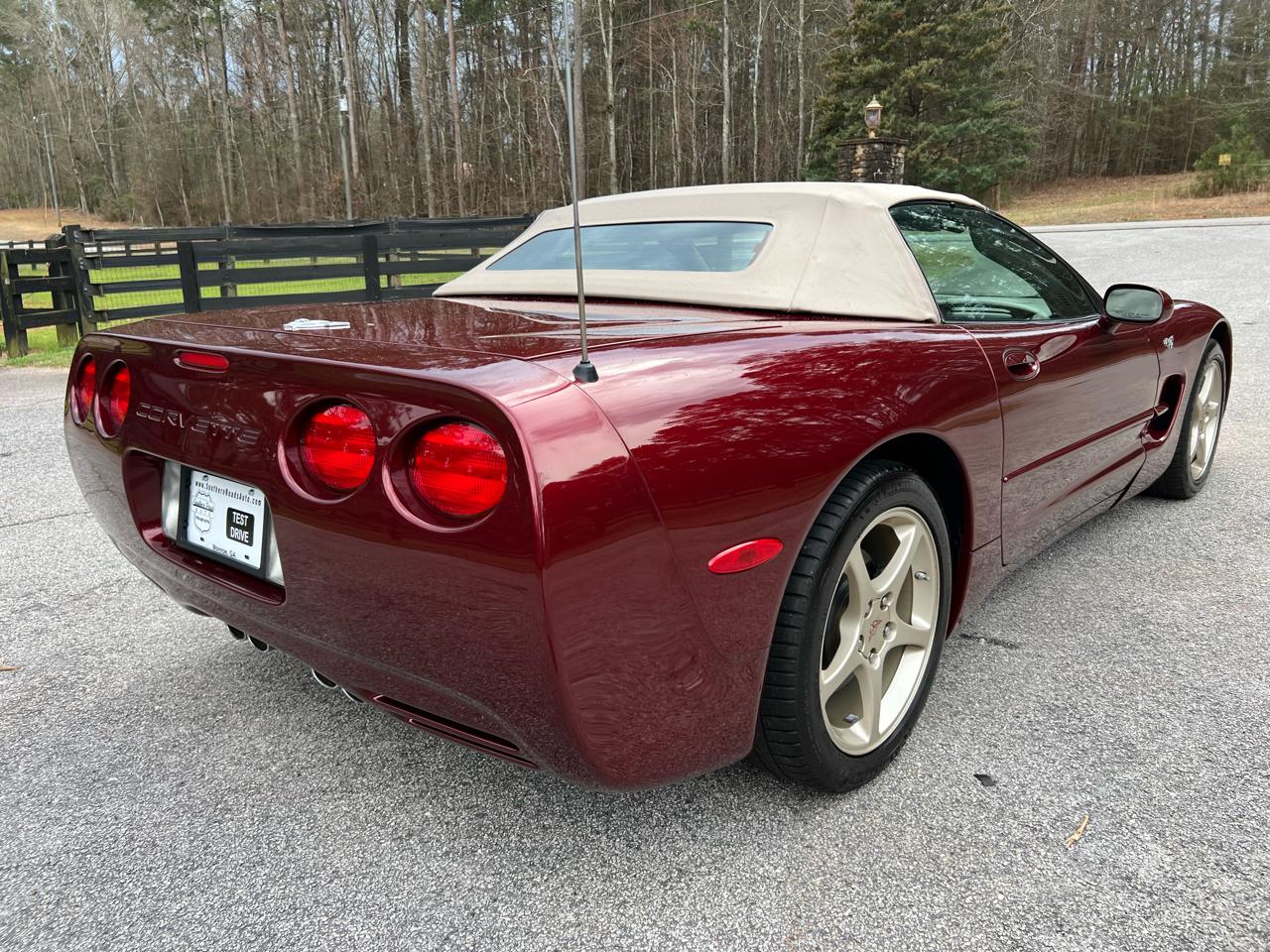 Chevrolet Corvette  2003