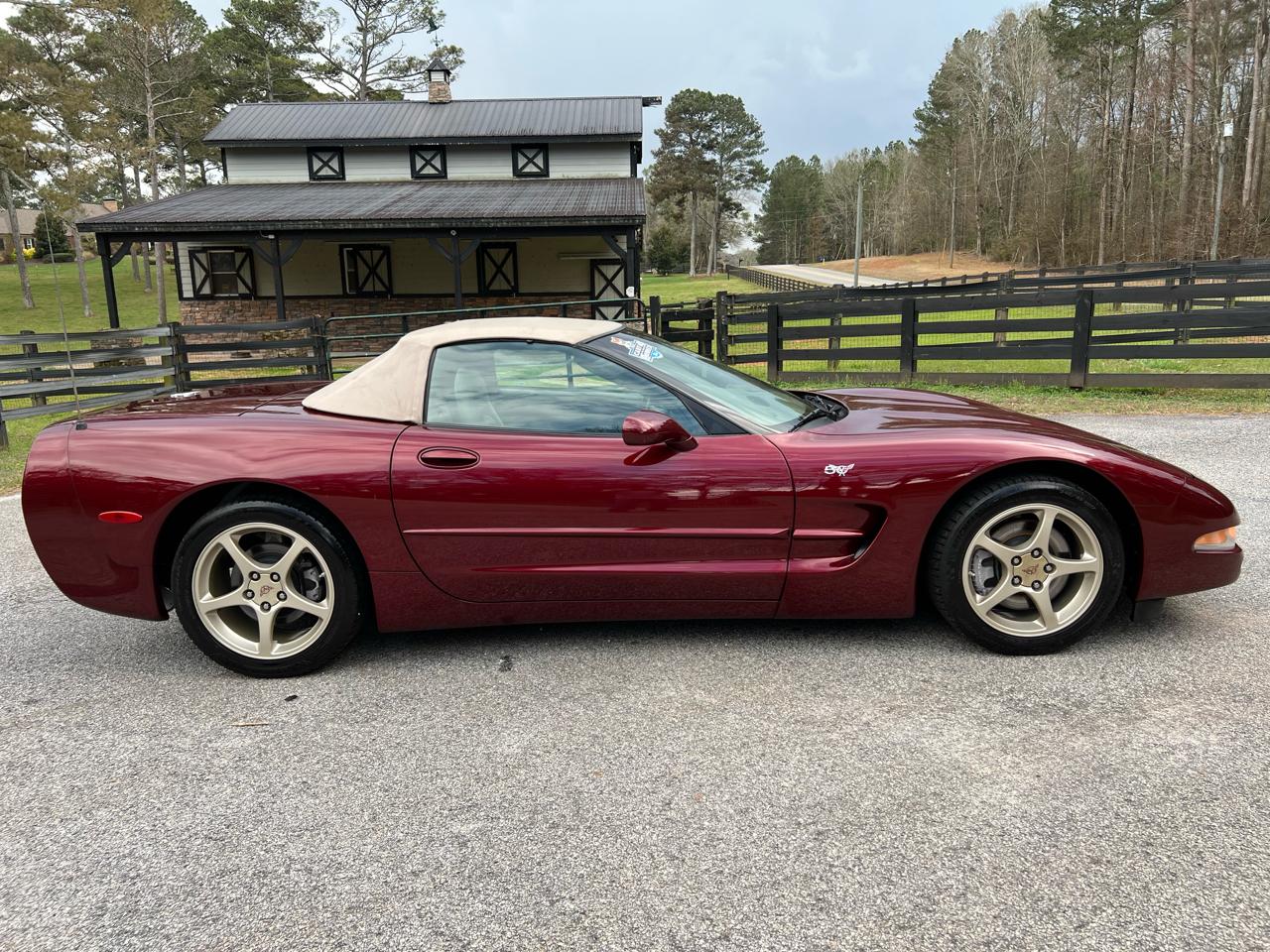 Chevrolet Corvette  2003