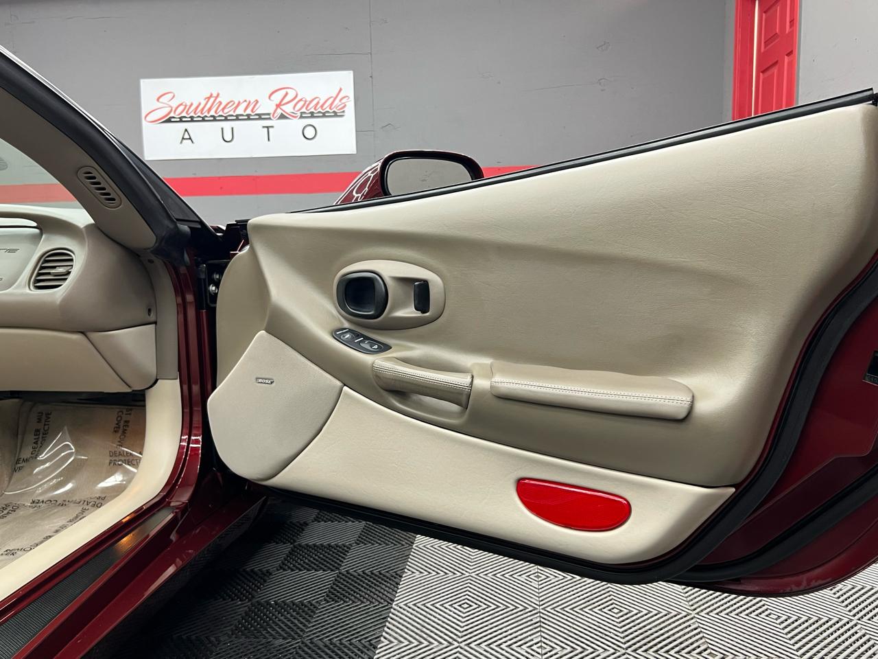 Chevrolet Corvette  2003