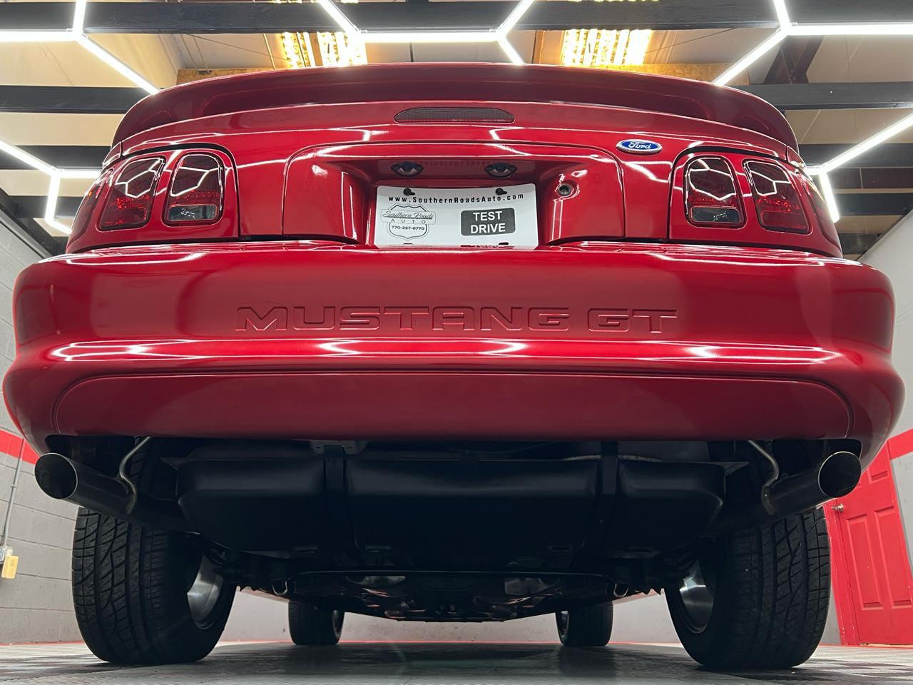 Ford Mustang GT convertible 1997