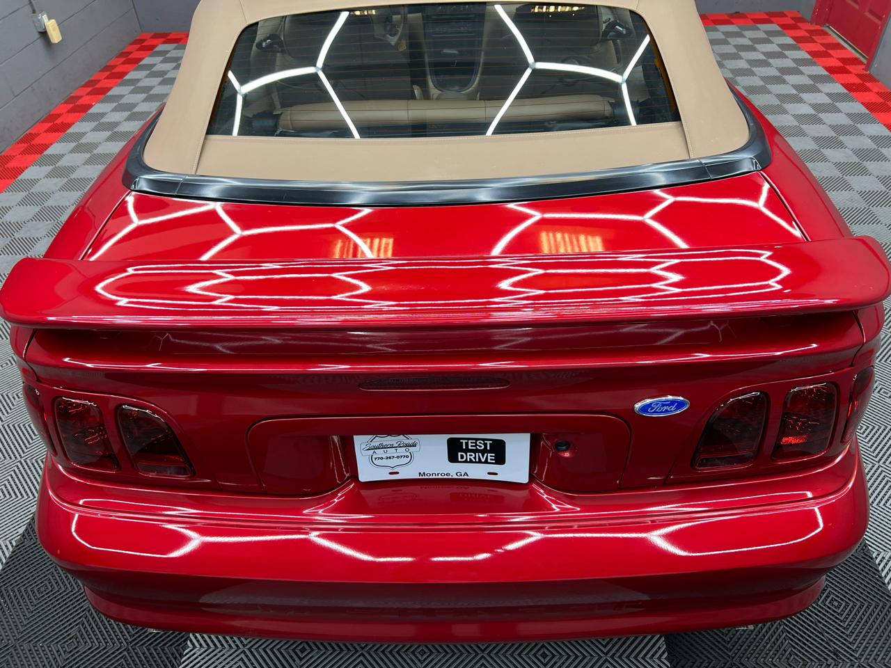 Ford Mustang GT convertible 1997