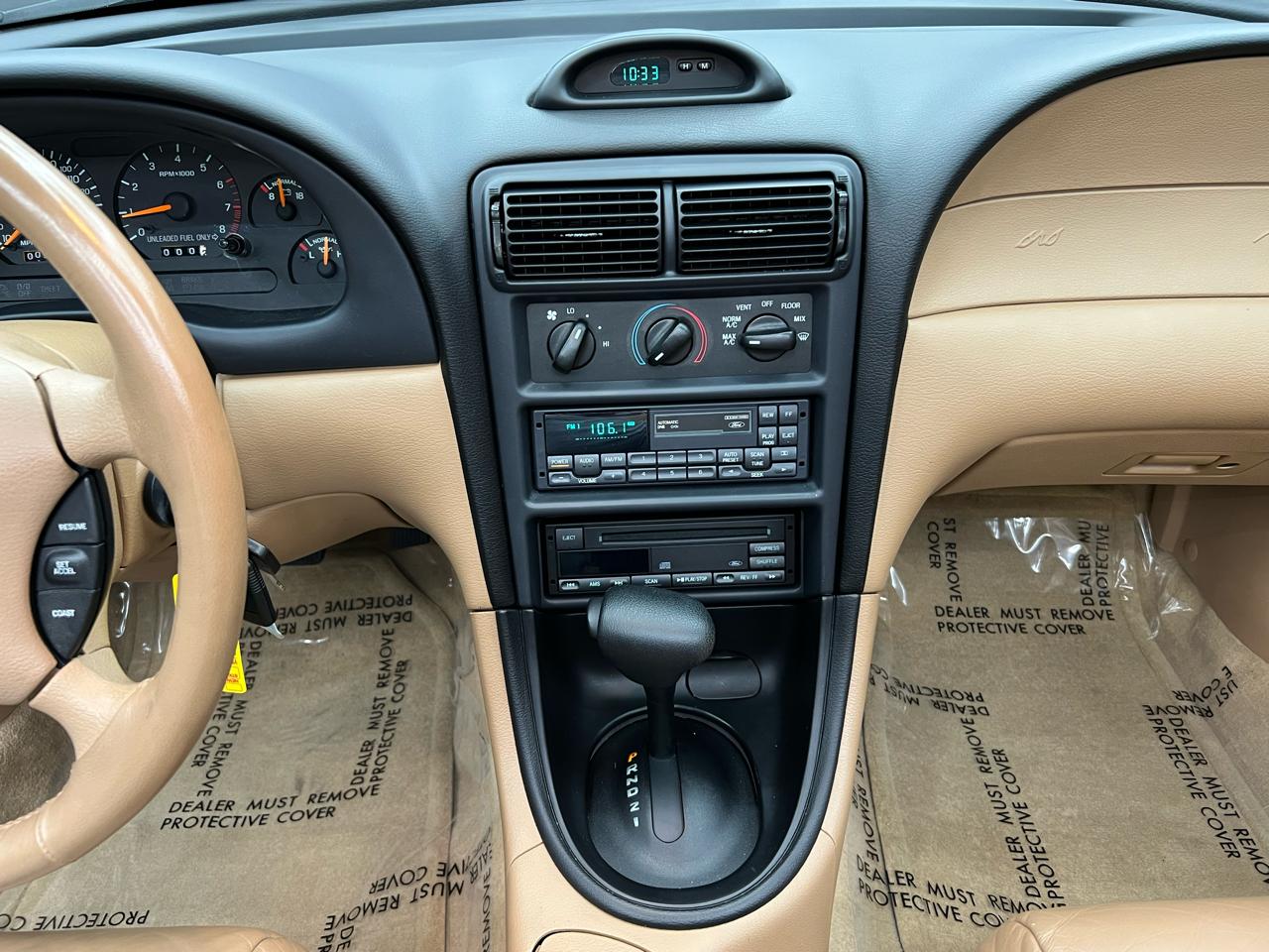 Ford Mustang GT convertible 1997