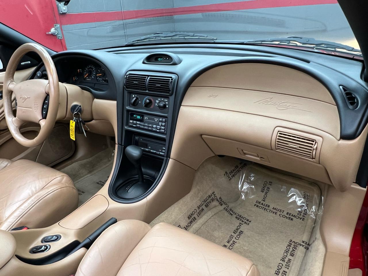 Ford Mustang GT convertible 1997