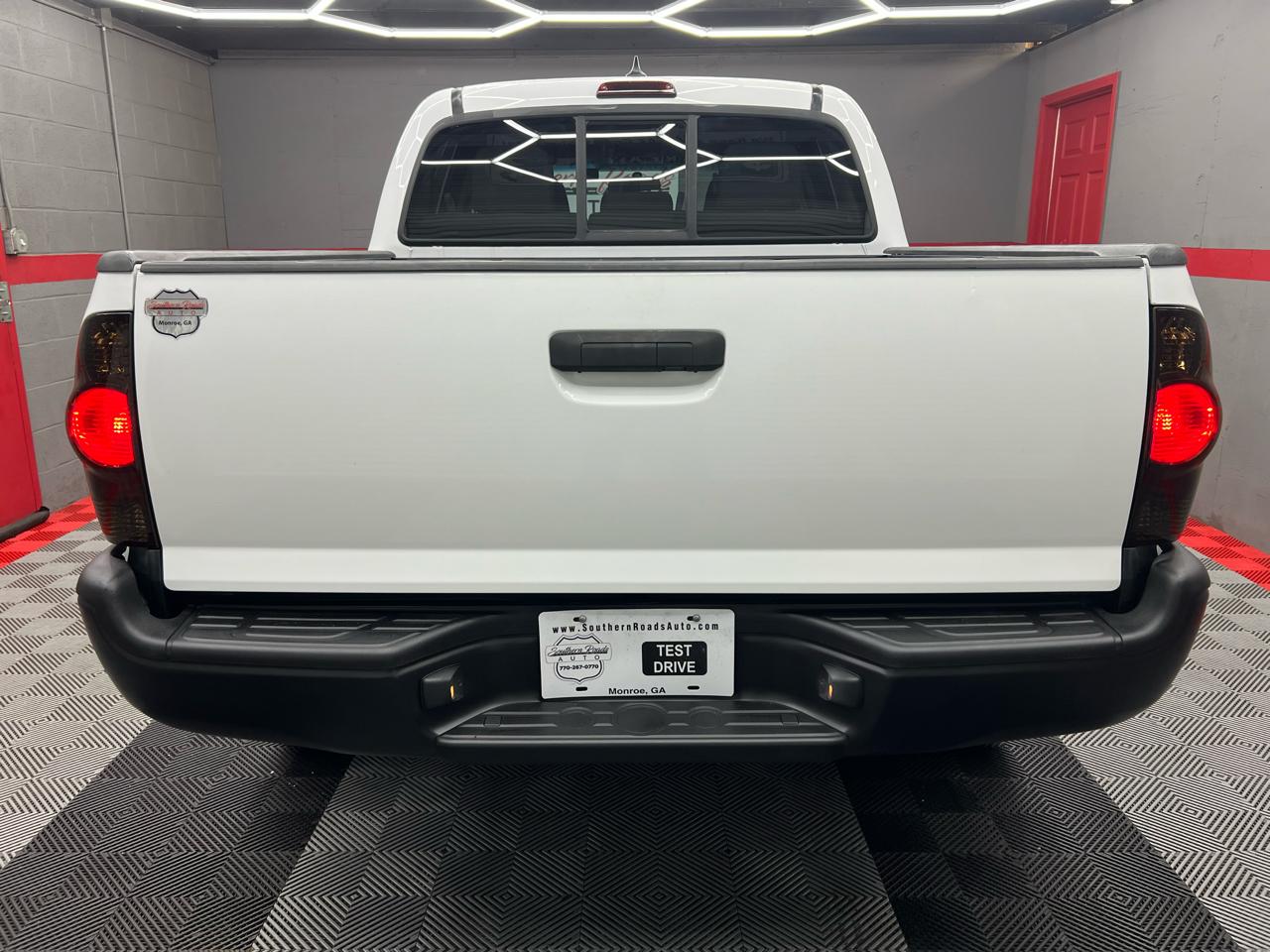 Toyota Tacoma PreRunner Double Cab Auto 2WD 2012