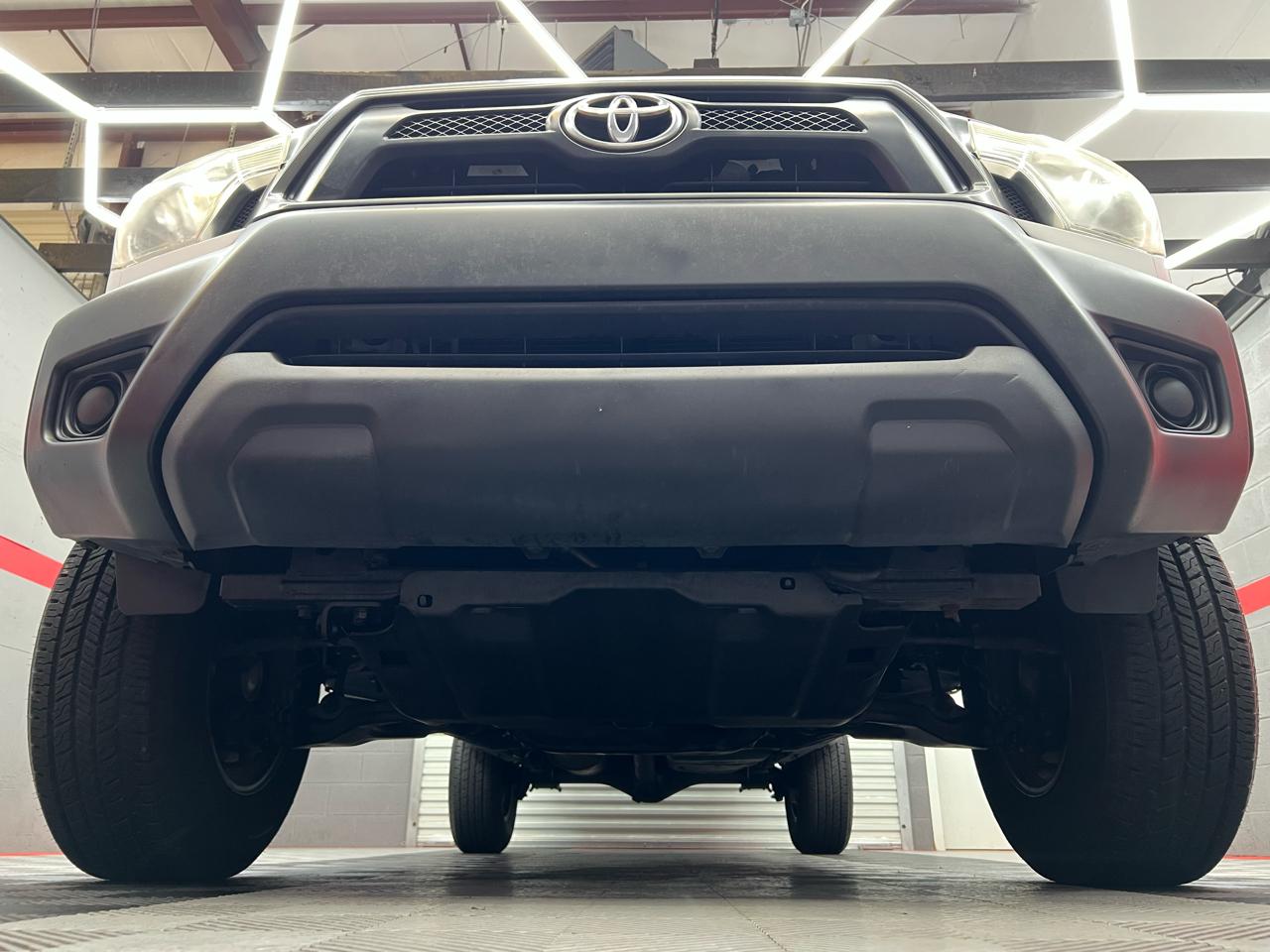 Toyota Tacoma PreRunner Double Cab Auto 2WD 2012