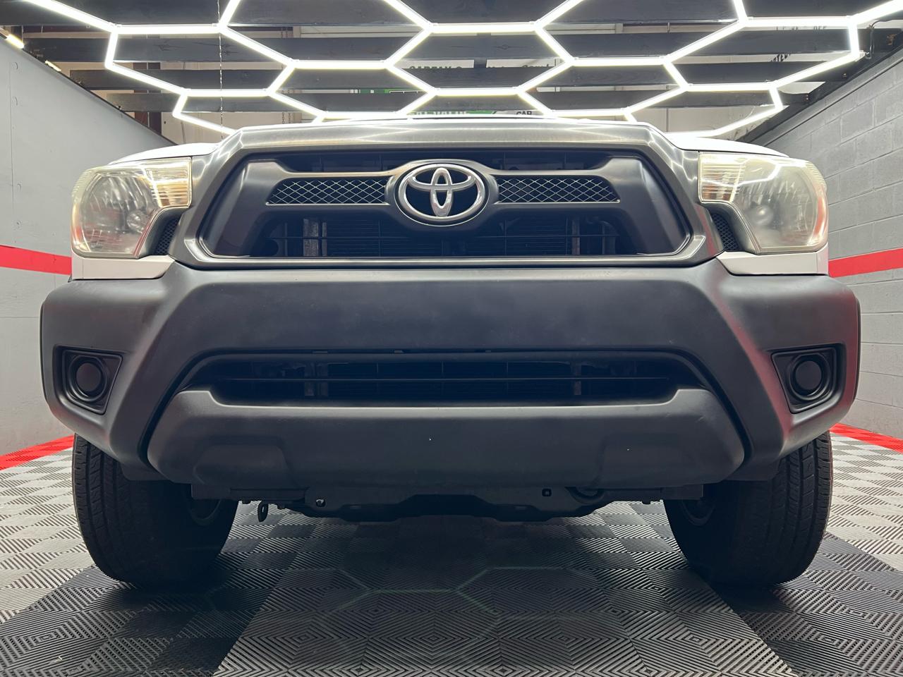 Toyota Tacoma PreRunner Double Cab Auto 2WD 2012