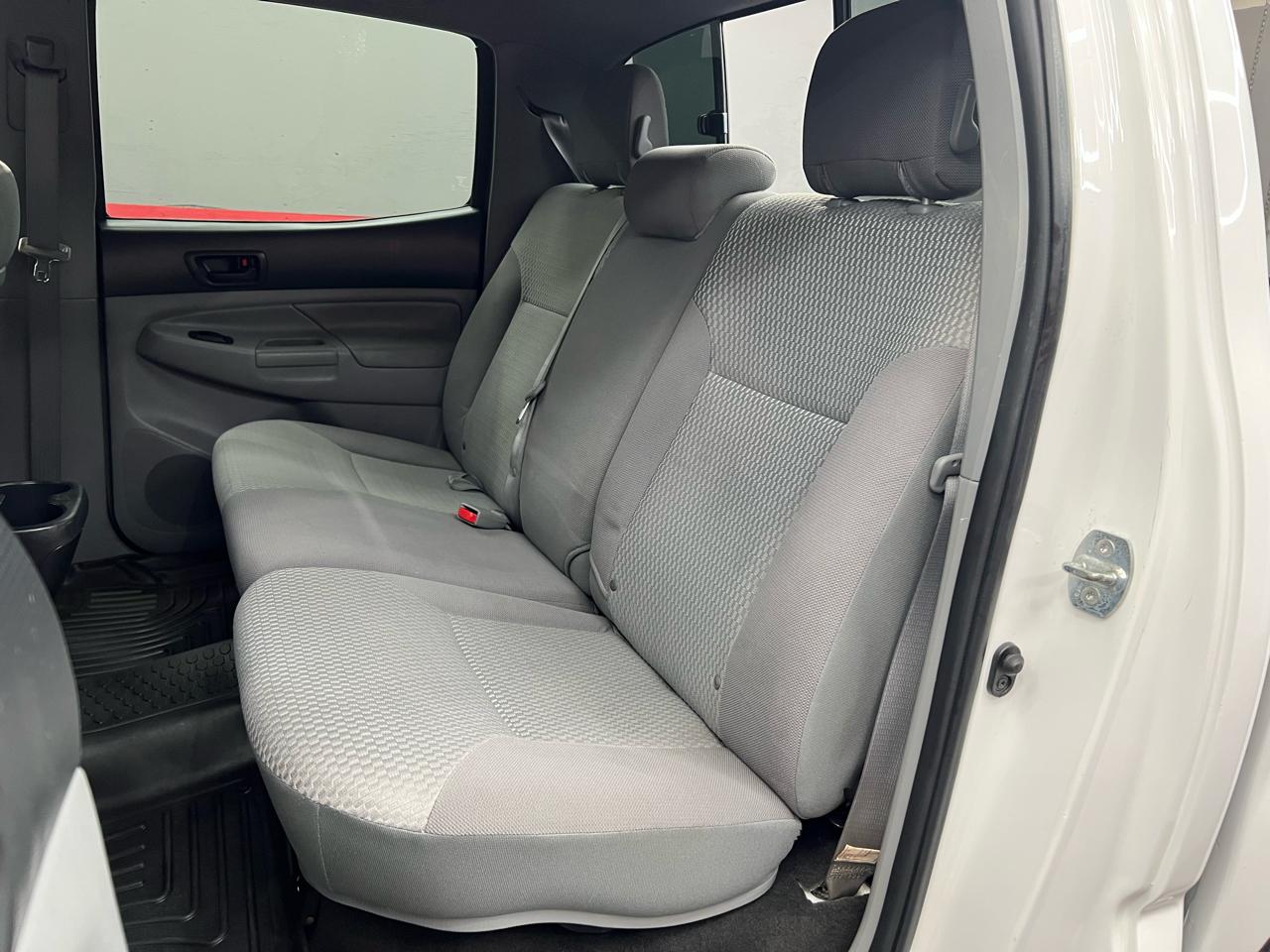 Toyota Tacoma PreRunner Double Cab Auto 2WD 2012