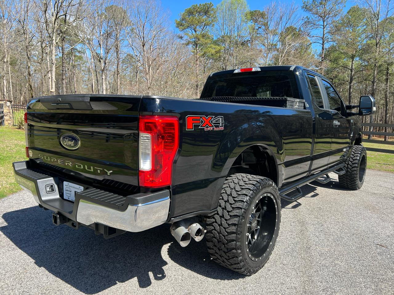Ford F-250 SD XLT SuperCab Long Bed 4WD 2018
