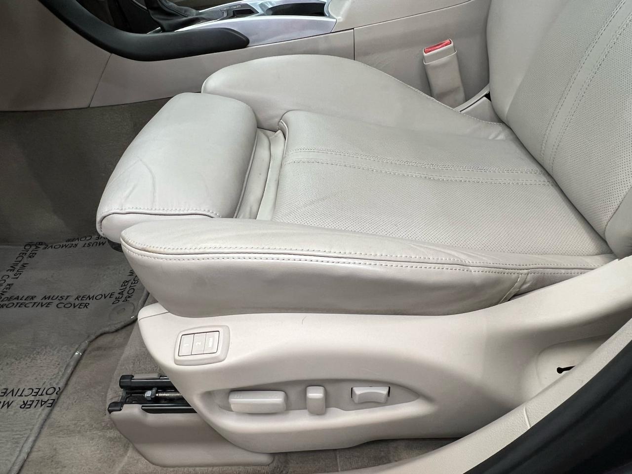 Cadillac SRX Luxury Collection 2013