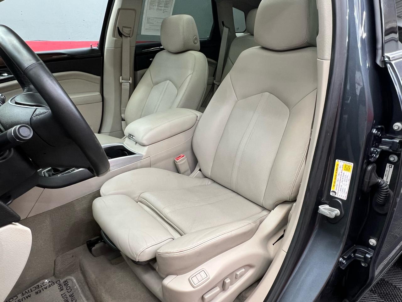 Cadillac SRX Luxury Collection 2013