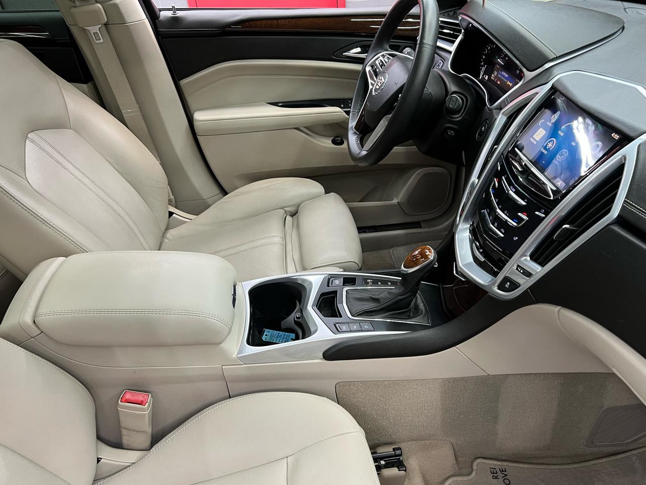 Cadillac SRX Luxury Collection 2013