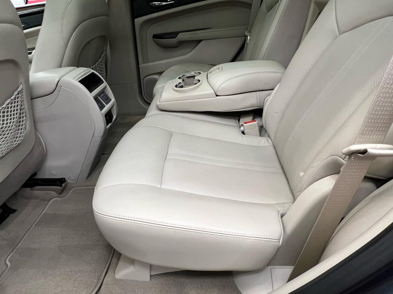 Cadillac SRX Luxury Collection 2013