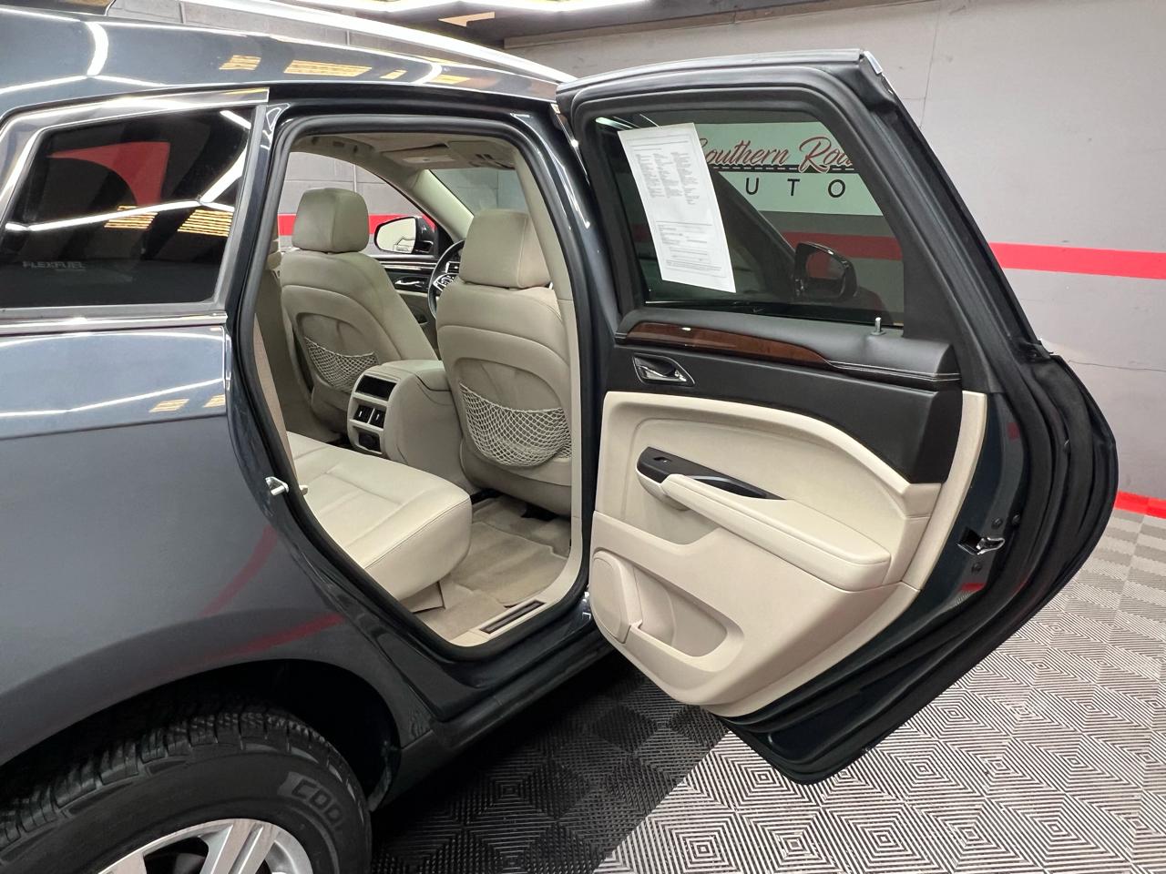 Cadillac SRX Luxury Collection 2013