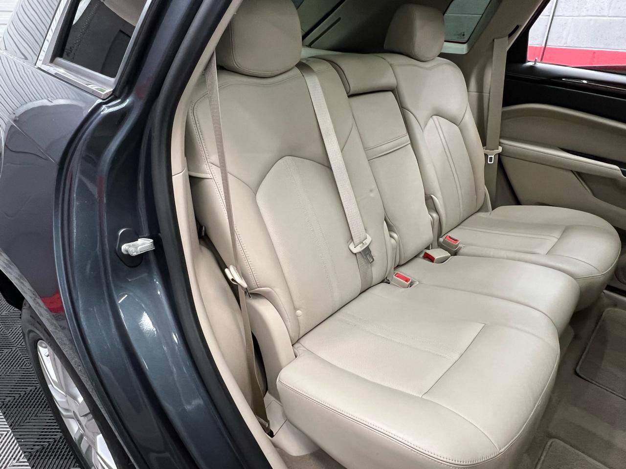 Cadillac SRX Luxury Collection 2013