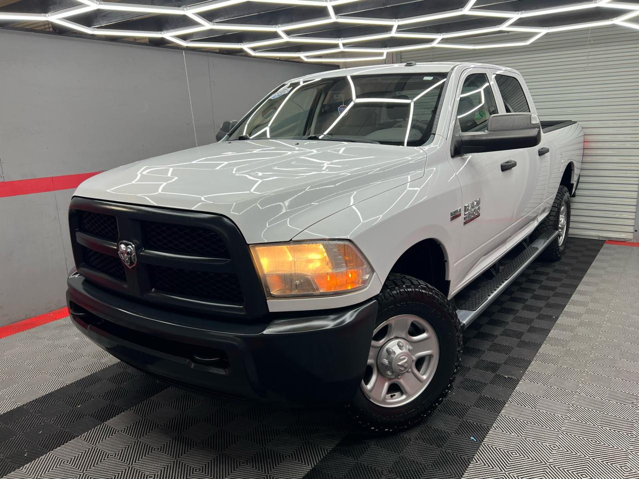 2015 RAM 2500 Tradesman Crew Cab SWB 4WD