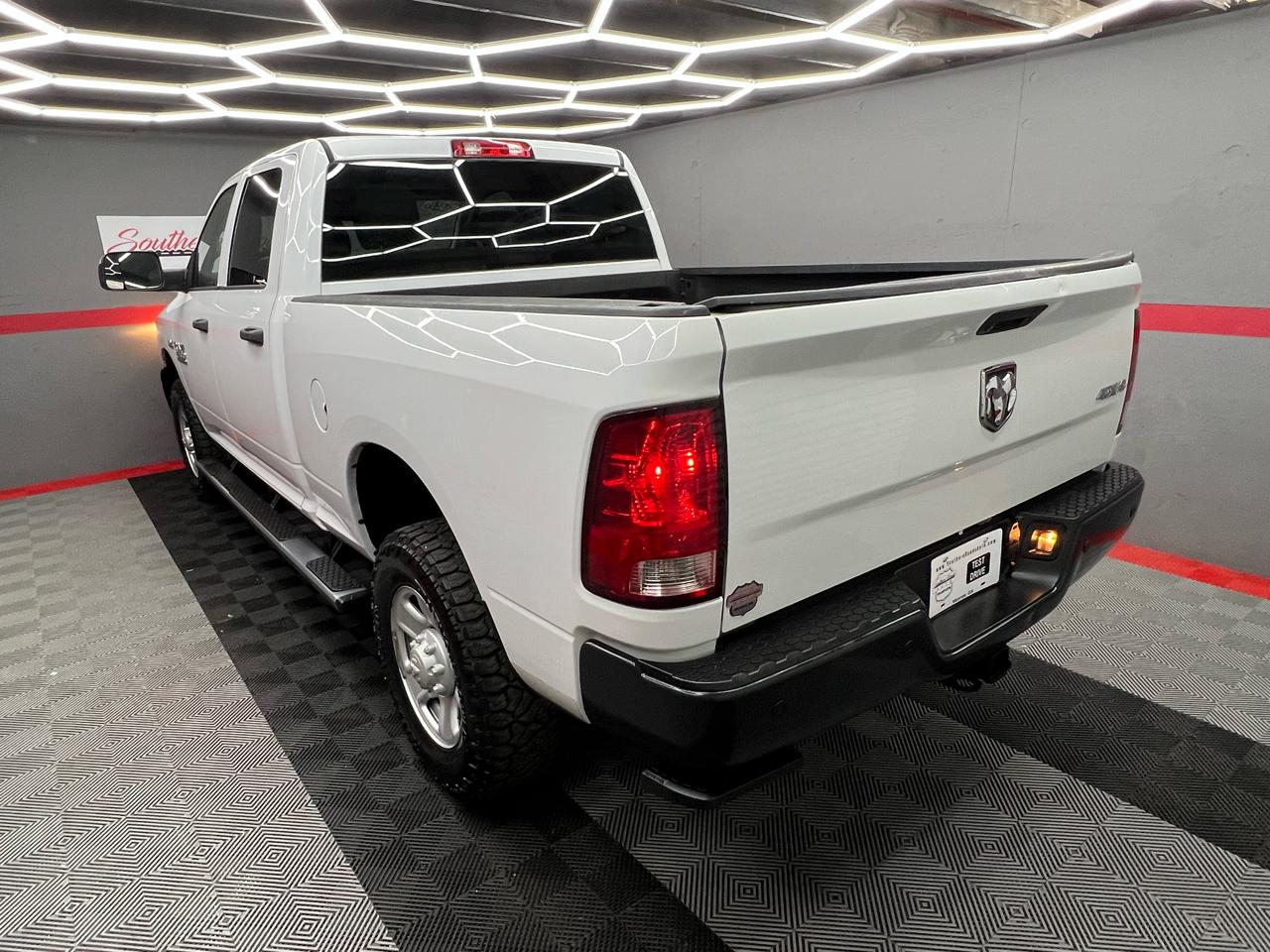 RAM 2500 Tradesman Crew Cab SWB 4WD 2015