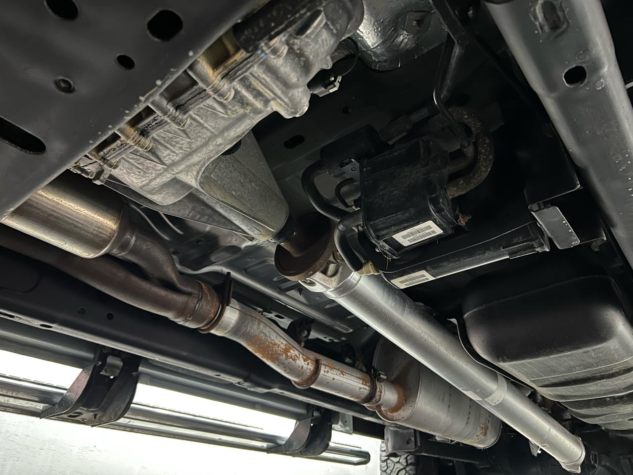 RAM 2500 Tradesman Crew Cab SWB 4WD 2015