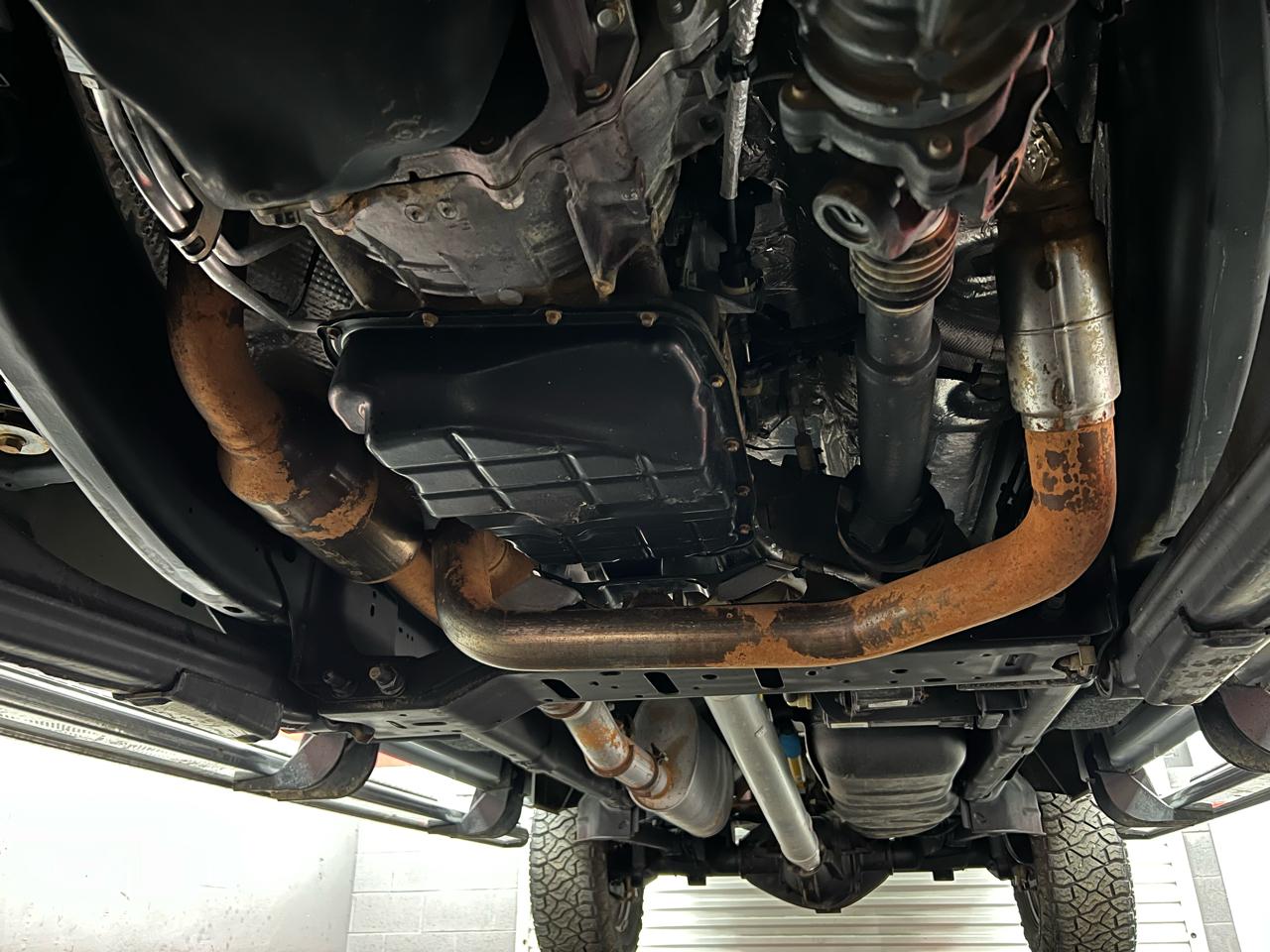 RAM 2500 Tradesman Crew Cab SWB 4WD 2015